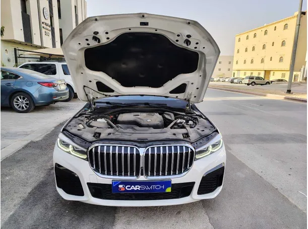 Car image 21