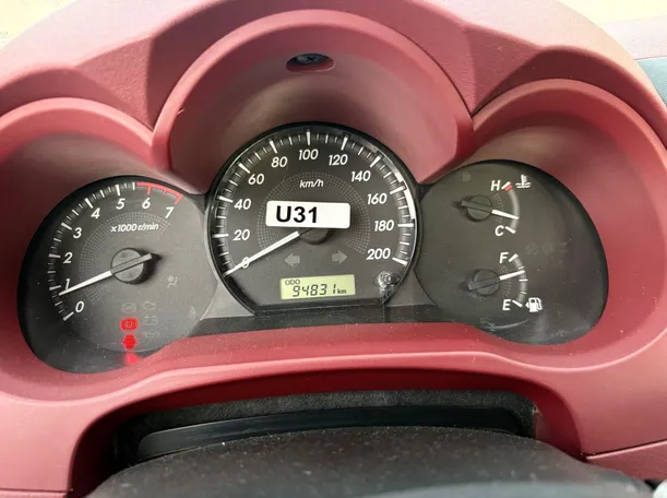 Car image 19