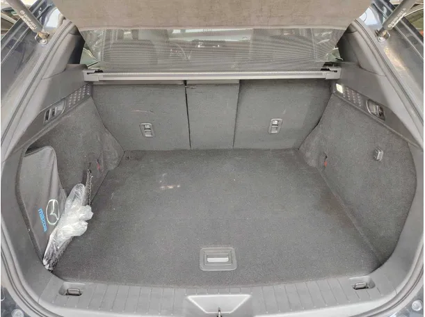 Car image 38
