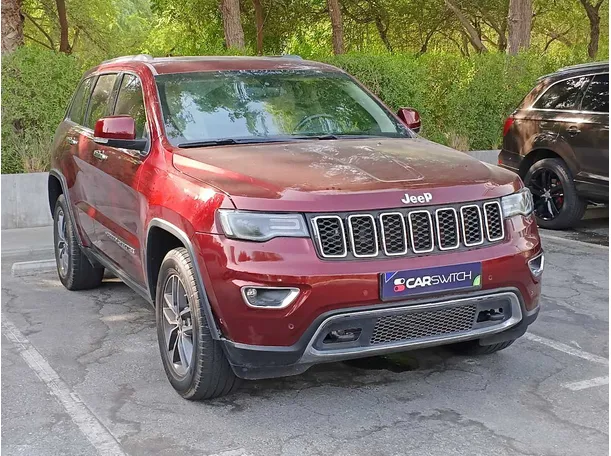 Car image 4
