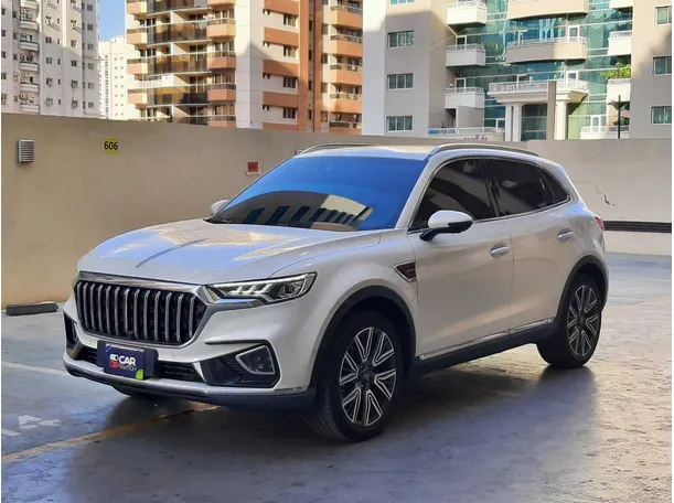 2023 Hongqi HS5 in Dubai