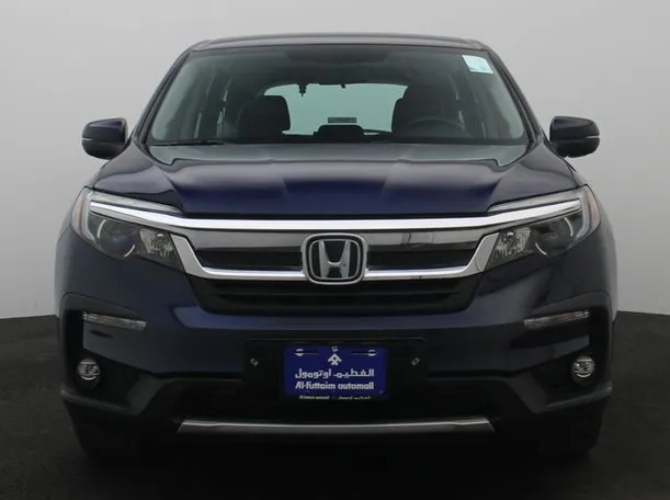 Car image 11