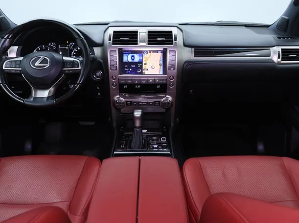 Car image 14