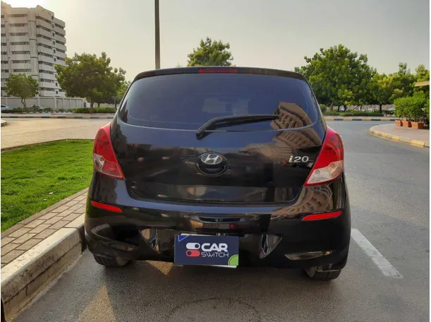Car image 6