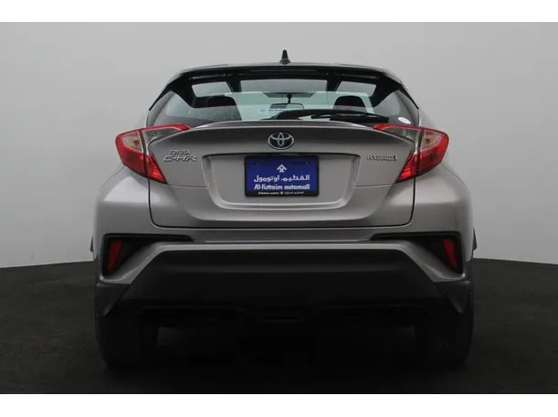 Car image 12