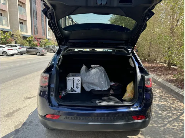 Car image 22