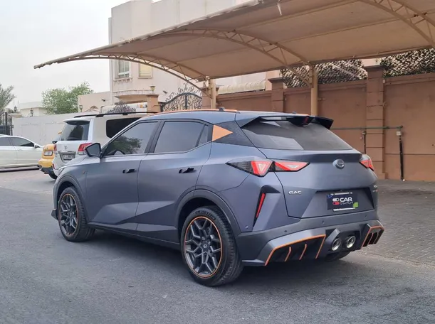Car image 7