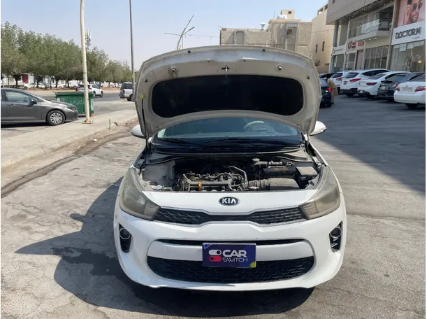 Car image 23
