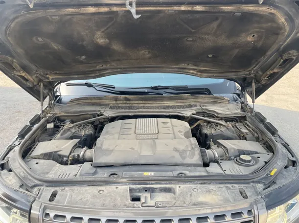 Car image 26