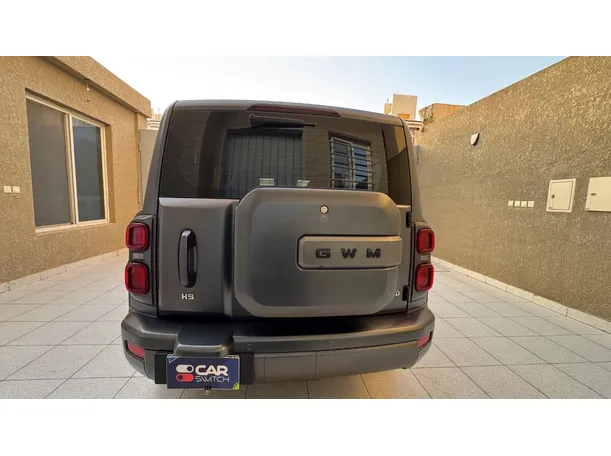 Car image 6