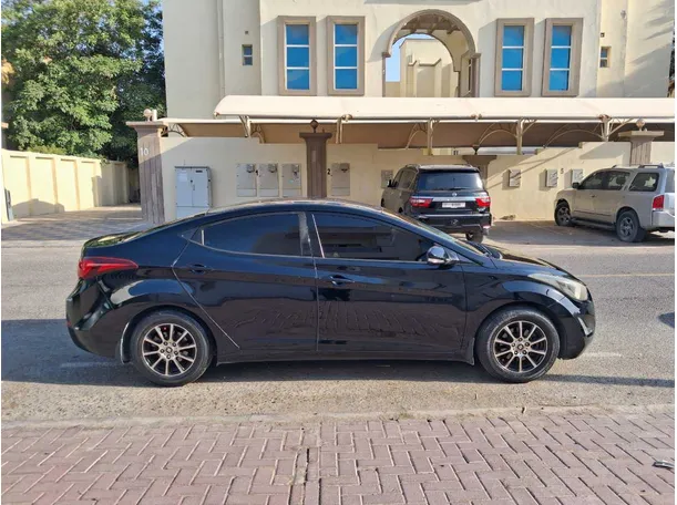 Car image 8
