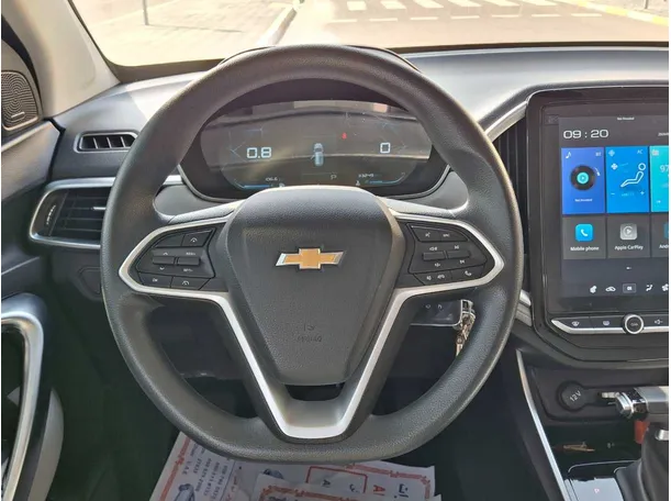 Car image 17