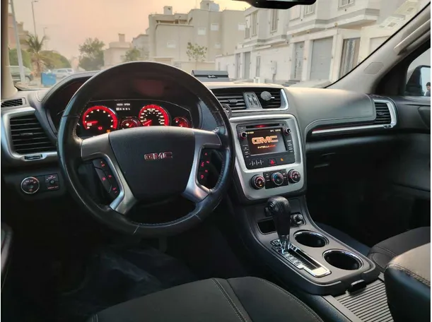 Car image 28