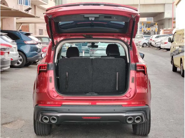 Car image 28