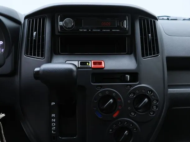 Car image 5