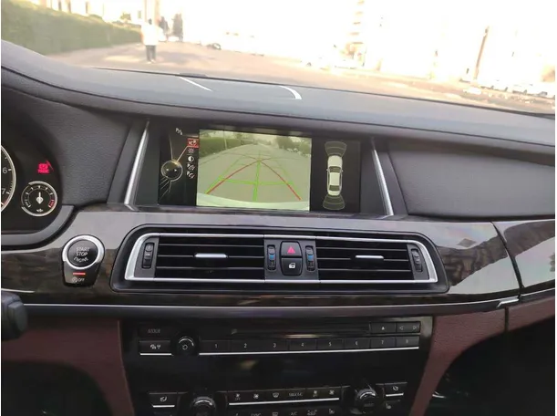 Car image 24