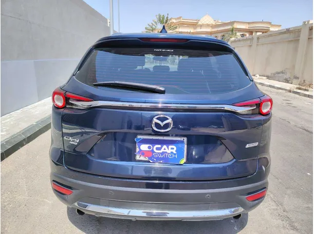 Car image 6