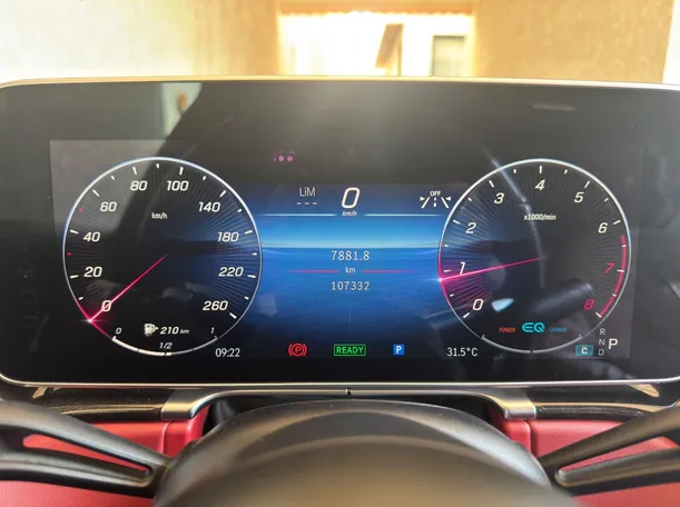 Car image 23