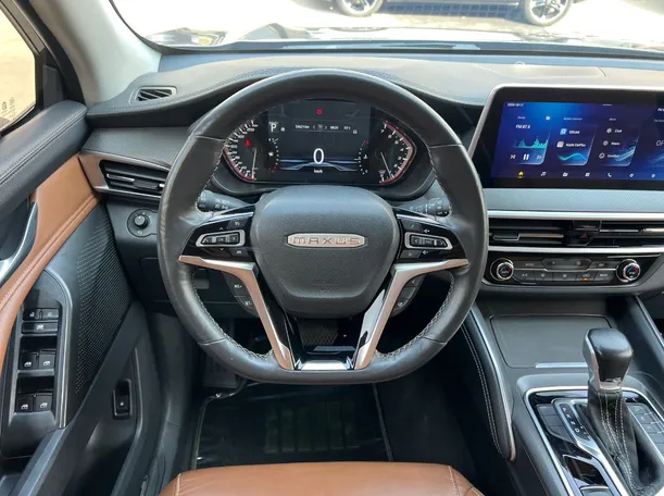 Car image 20