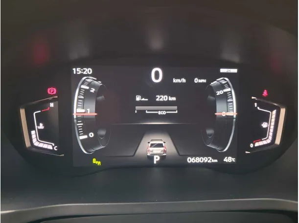 Car image 18