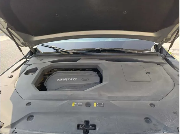 Car image 23