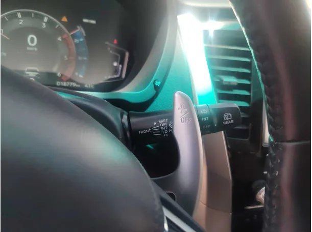 Car image 29