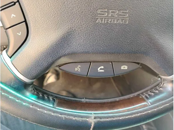 Car image 42