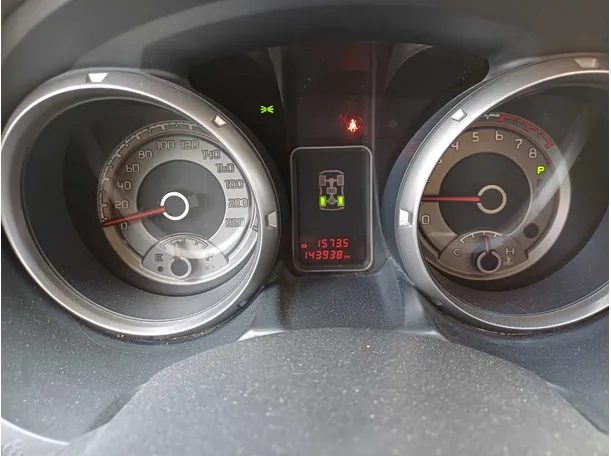 Car image 19