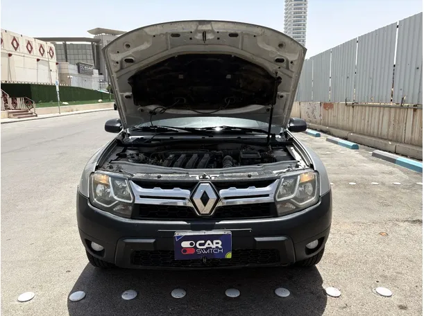Car image 25