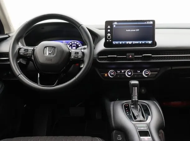 Car image 14