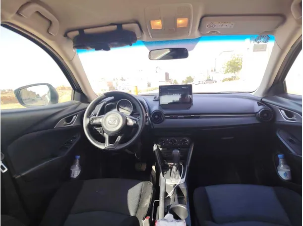Car image 17