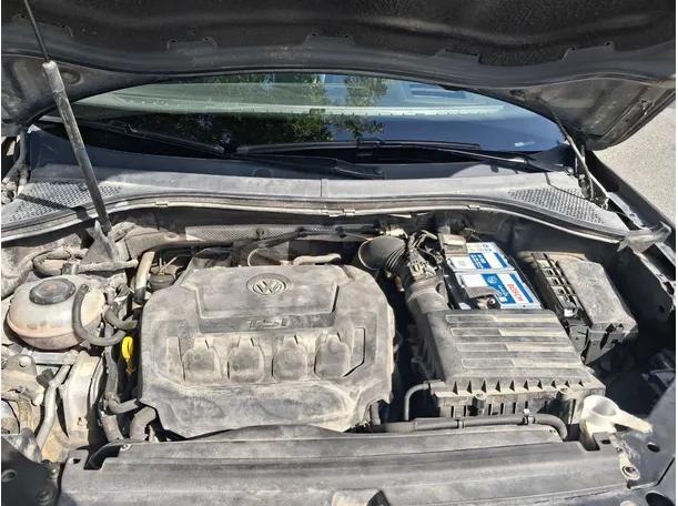 Car image 27