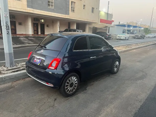 Car image 5