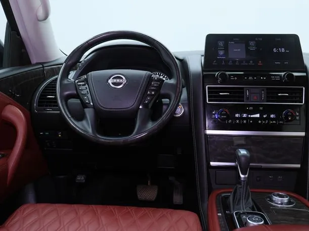 Car image 15