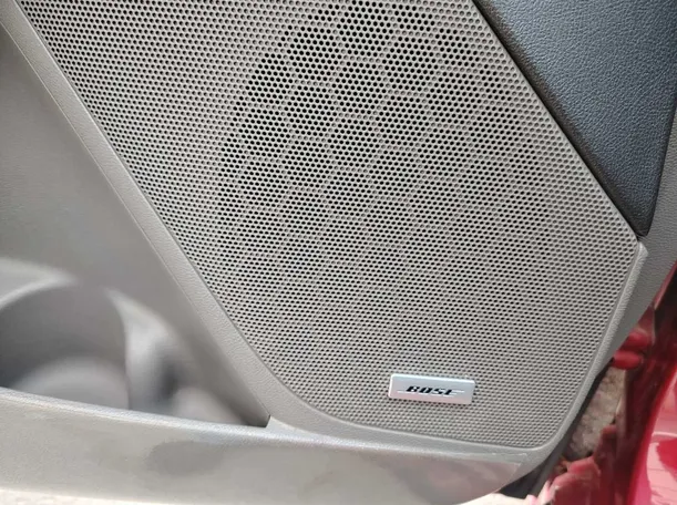 Car image 37
