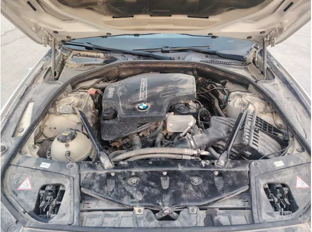 Car image 31