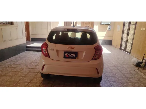 Car image 6
