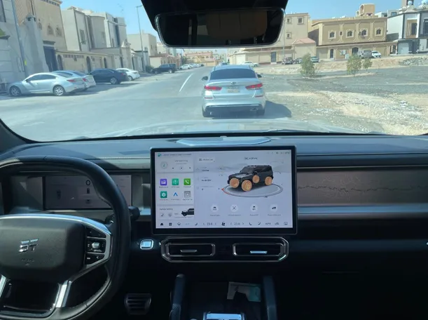 Car image 20