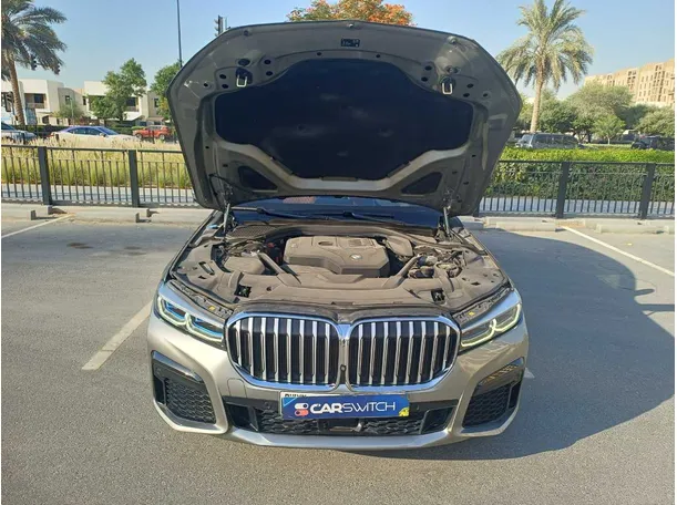 Car image 27