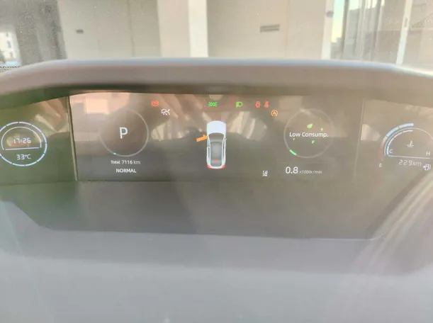Car image 29