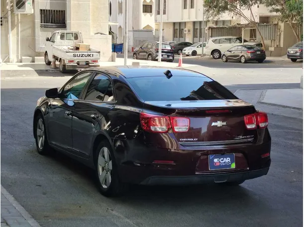 Car image 7