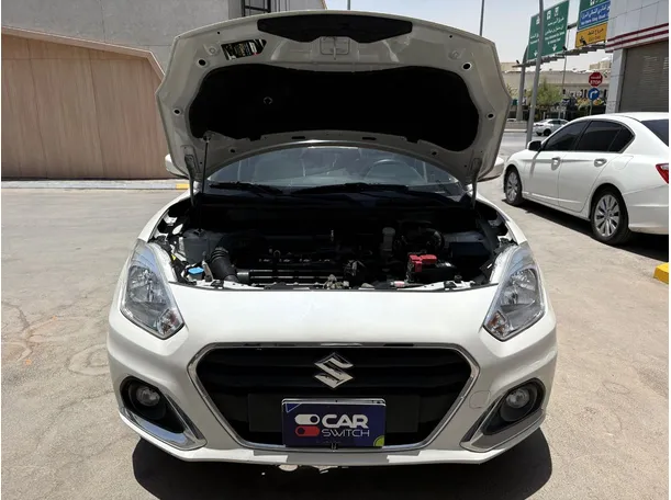 Car image 27