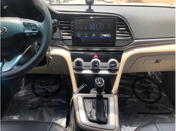 Car image 17