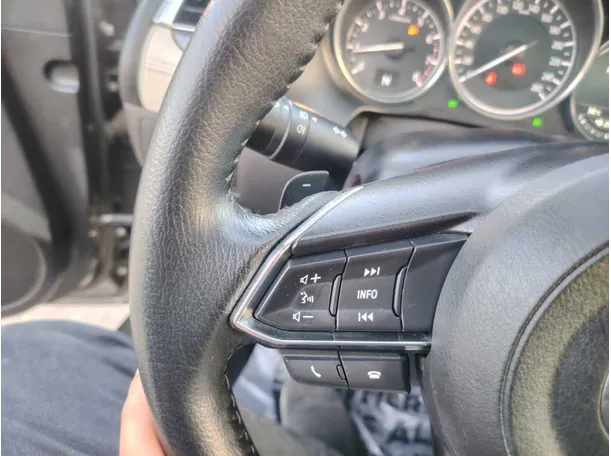 Car image 29