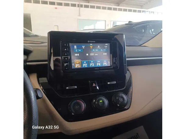Car image 14