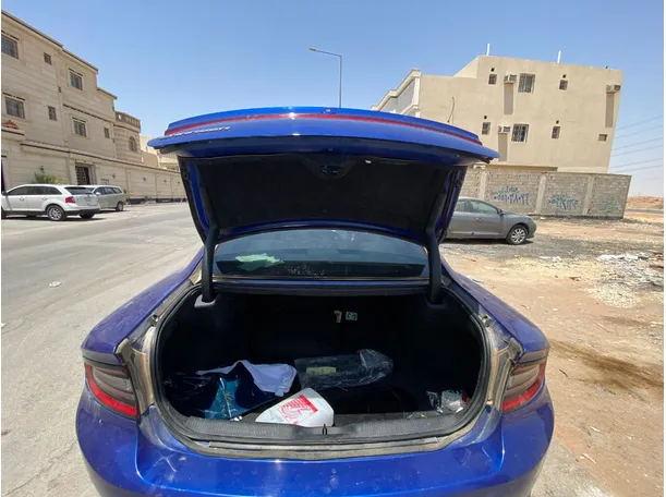 Car image 21