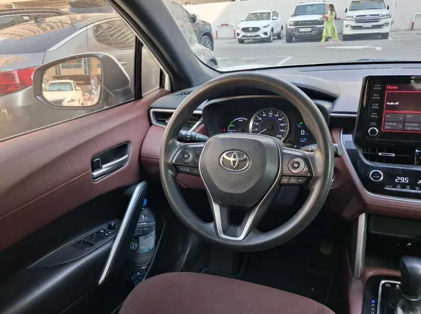 Car image 17