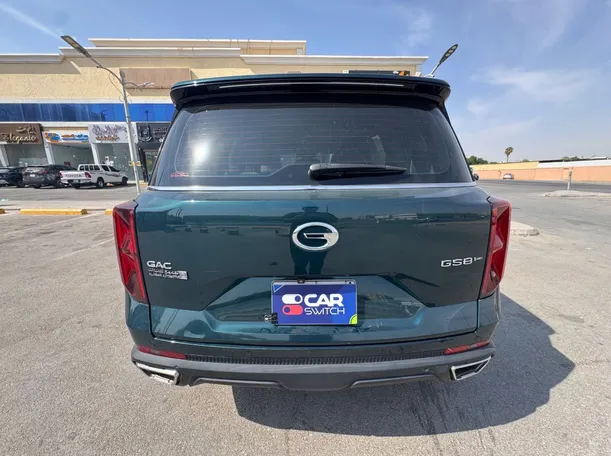Car image 6