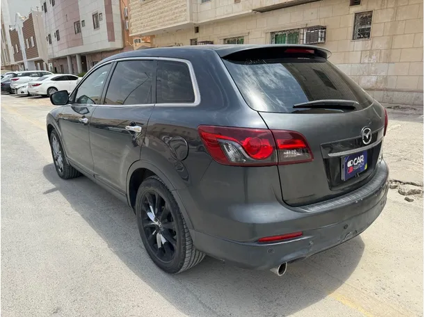 Car image 7
