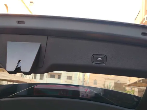 Car image 41